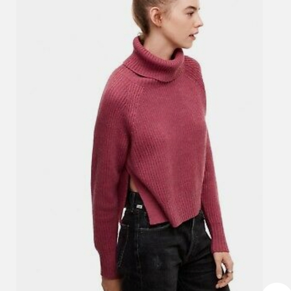 Aritzia Wilfred Free Tilberg Turtleneck Sweater in Heather Foulard - Picture 2 of 10